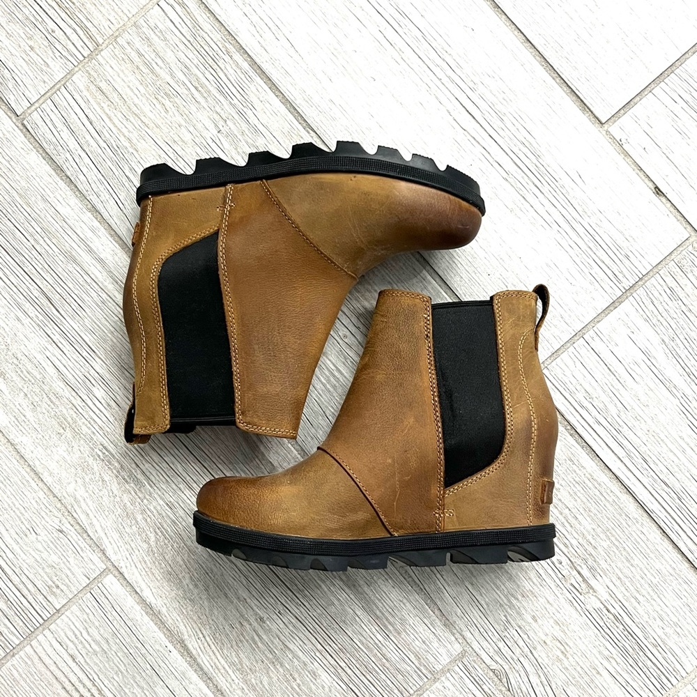 Sorel Joan of arctic wedge